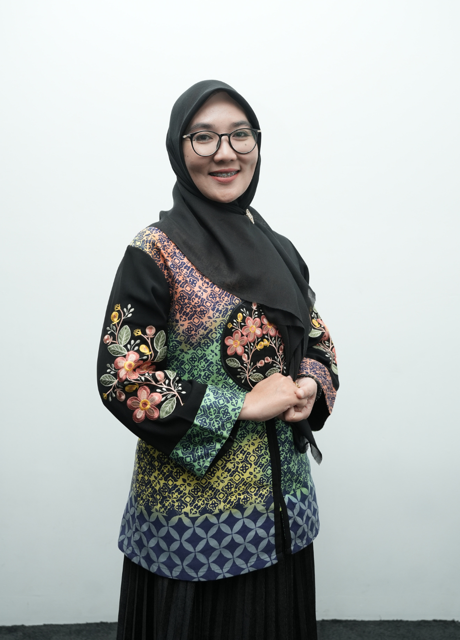 Nita Tri Putri, A.Md. Keb,SKM, MPH